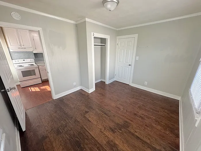 104 Cushing St #104 — Photo 8
