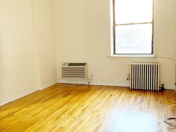 2nd image of 251 W 73rd St APT 4B