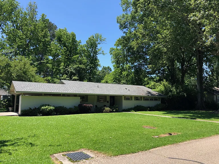 368 Oak St — Photo 2