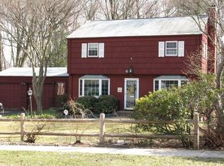 43 Richmond Ln, West Hartford, CT 06117