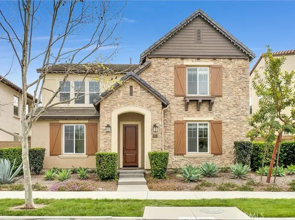 219 Downs Rd, Tustin, CA 92782