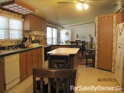 4th image of 326 Terrace Hill Ln