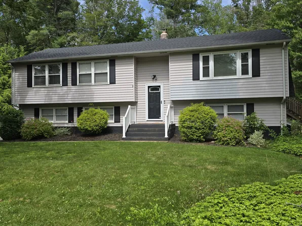 77 Hartz Lane, East Hartford, CT 06118