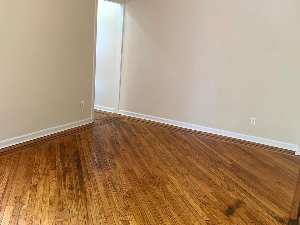 1st image of 15109 34th Ave APT 4D