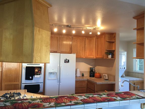 4th image of 4832 Lomina Ave