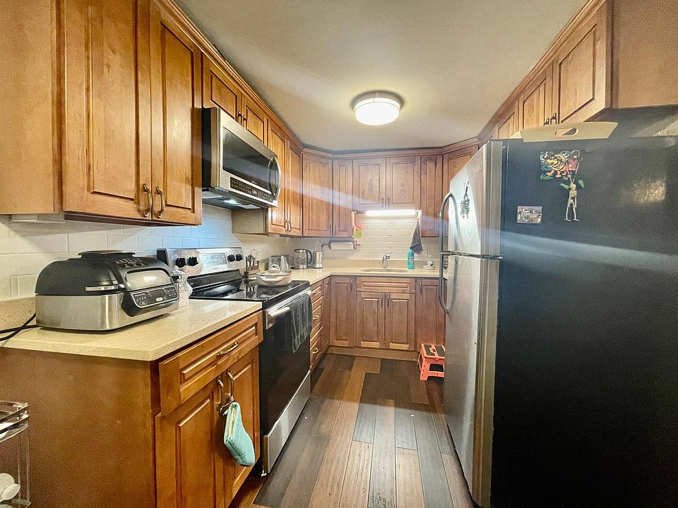 1st image of 16 Nelson Dr APT 3A