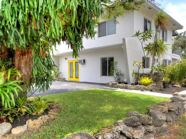 602 NE 37th St, Oakland Park, FL 33334