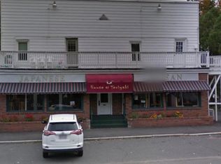 1177 N Pleasant St, Amherst, MA 01002