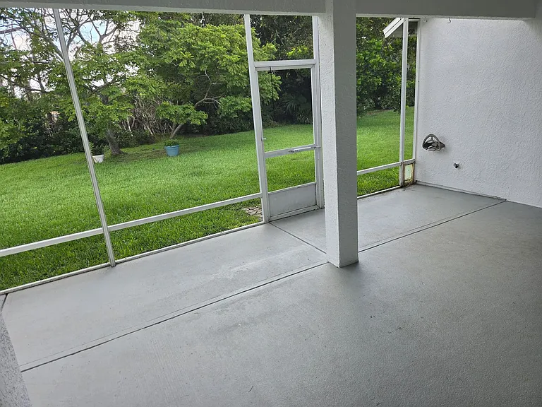 292 Carmel Dr — Photo 26