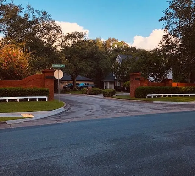 3744 Longchamp Cir — Photo 24