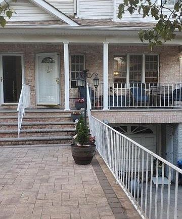 3rd image of 15 Poplar Ave