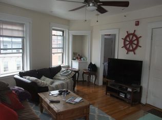 304 North St #212, Boston, MA 02113
