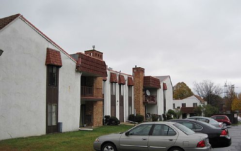 2nd image of 731 E Fullerton Ave APT 206