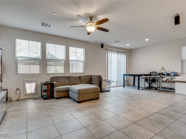 889 Harbor Ave, Henderson, NV 89002