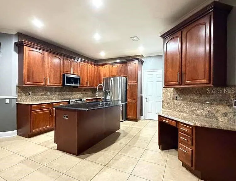 1105 Toluke Point — Photo 9