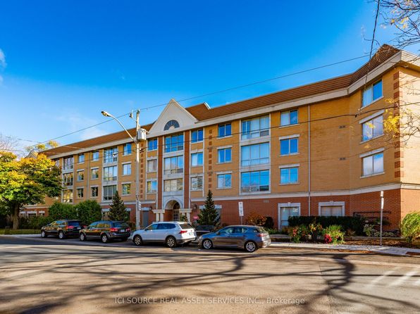 211 Randolph Rd #316, Toronto, ON M4G 4H1
