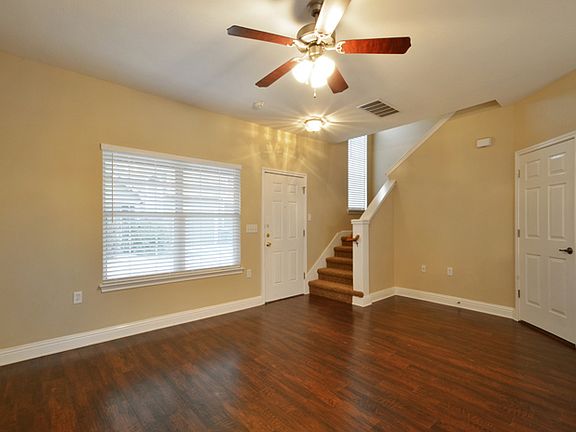 5th image of 6011 Fairway St #B