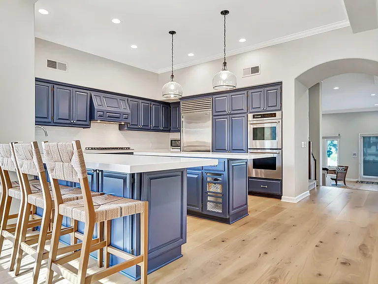 5302 Pacific Ave — Photo 3