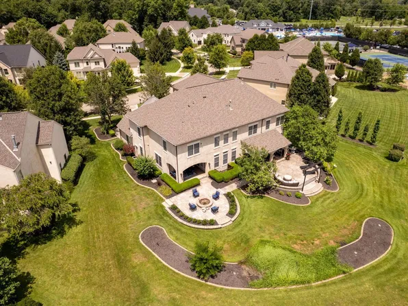4500 Village Club Dr, Powell, OH 43065