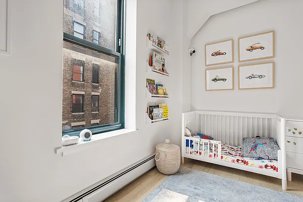 Rented by Compass | media 9