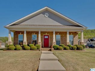 9 Notting Hill Pl SE, Gurley, AL 35748