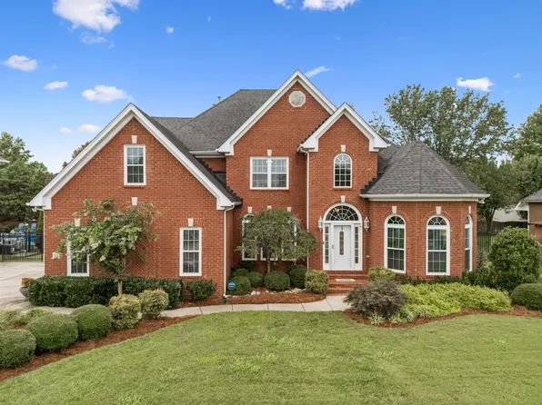 1919 Nightwalk Ct, Murfreesboro, TN 37130