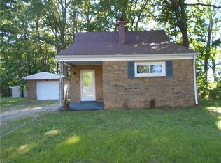 2048 E 52nd St, Ashtabula, OH 44004