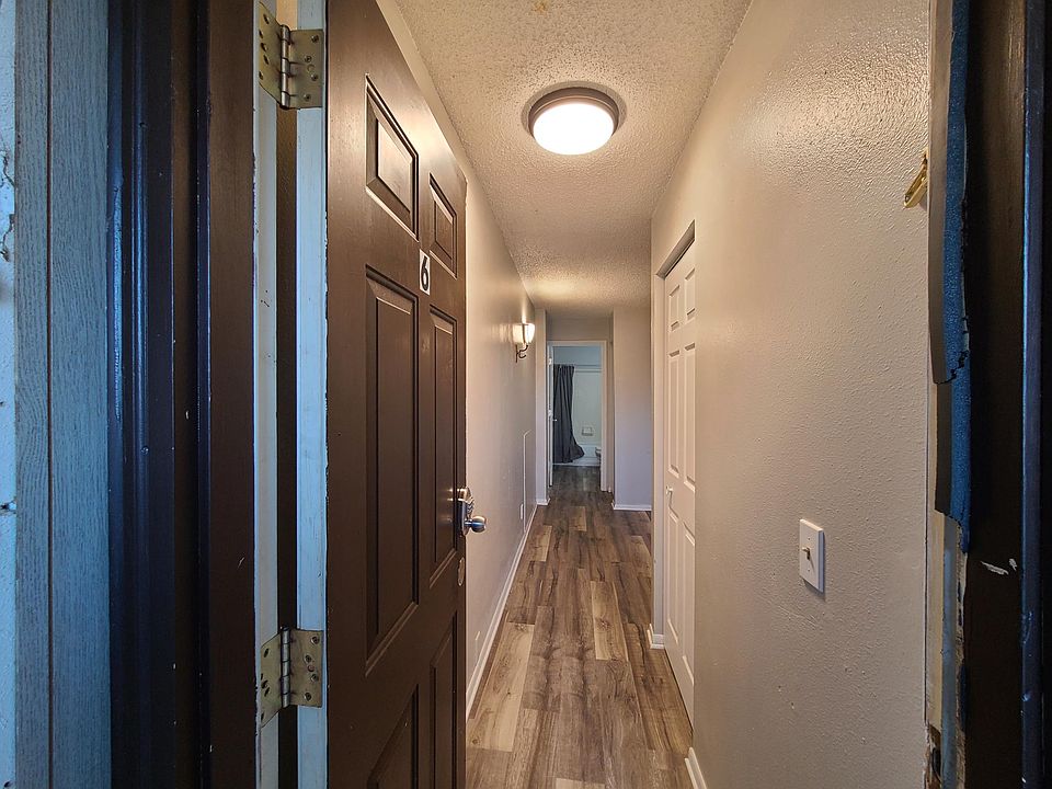 1st image of 205 S Main St #6