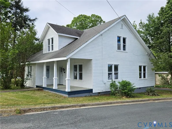 74 Conner St, Dillwyn, VA 23936