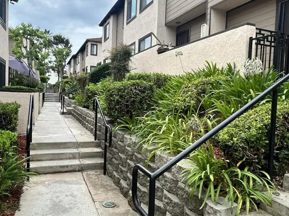 955 Postal Way APT 27, Vista, CA 92083