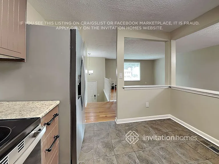 390 Hembree Forest Cir — Photo 10