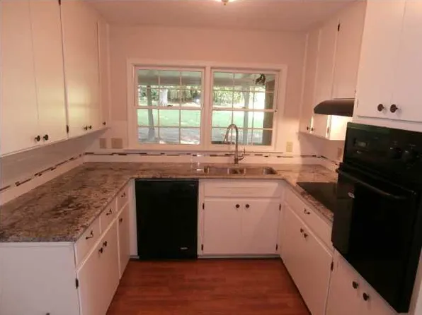 112 Mountainview Dr, Montgomery, AL 36109