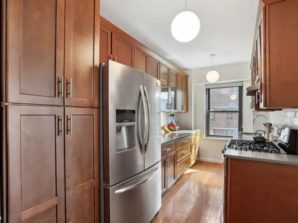 210 Broadway APT H1703, Manhattan, NY 10002