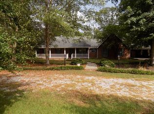39 Freeman Rd, Richton, MS 39476