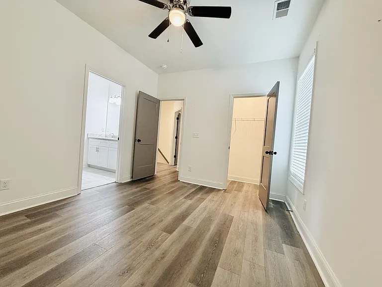 2035 Rosewood Dr #A — Photo 27