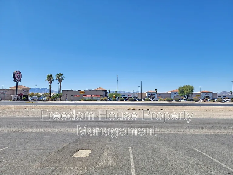 191 S Frontage Rd #102 — Photo 9