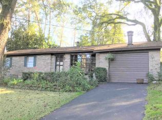 1807 Salmon Dr, Tallahassee, FL 32303