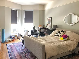 Rented by Brownstone Property Group