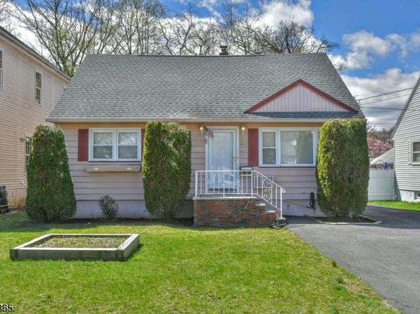 261 Ryerson Ave, Paterson City, NJ 07502