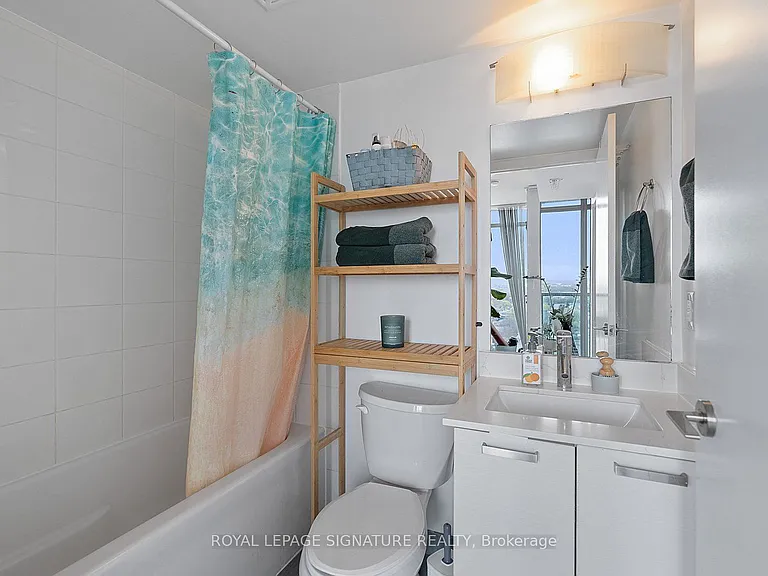 36 Lisgar St #1722E — Photo 17