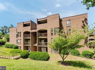 11232 Chestnut Grove Sq APT 233, Reston, VA 20190