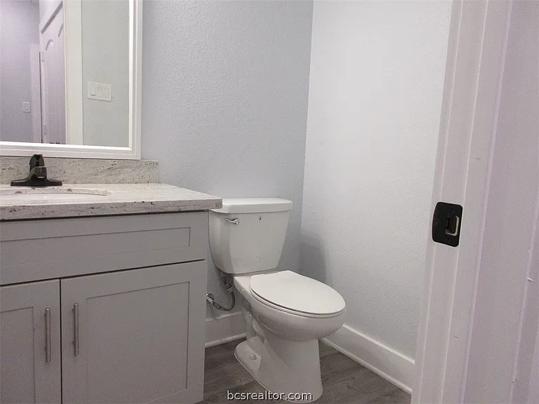 2104 Crescent Pointe Pkwy — Photo 7