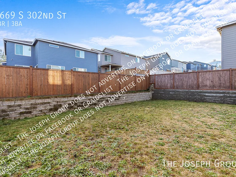 5669 S 302nd St — Photo 37