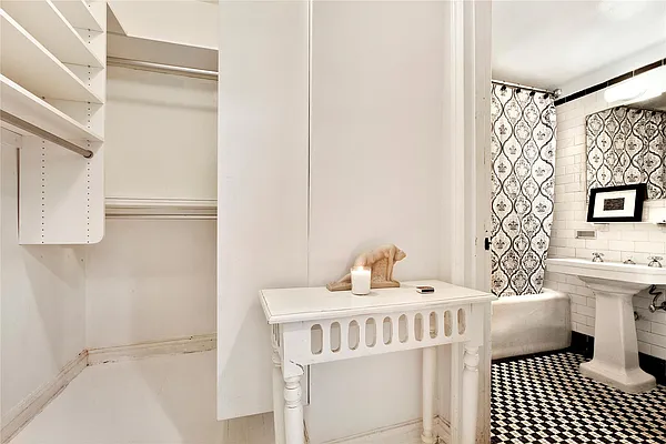 Sold by Douglas Elliman | media 7