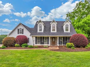 136 Patti Ct, Cowpens, SC 29330