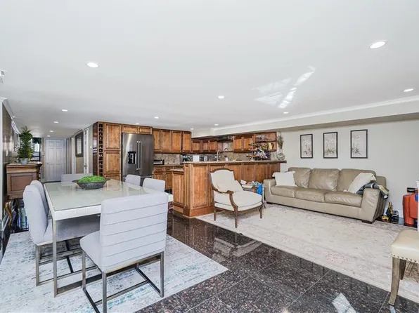 2763 East 65th Street image 5 of 30