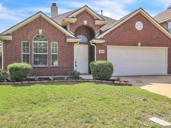 4504 Indian Rock Dr, Fort Worth, TX 76244