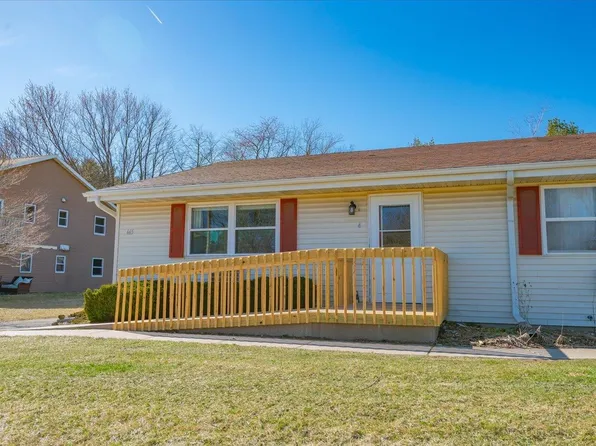 665 S Main St APT 4, Oregon, WI 53575