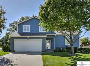 6504 N 110th St, Omaha, NE 68164