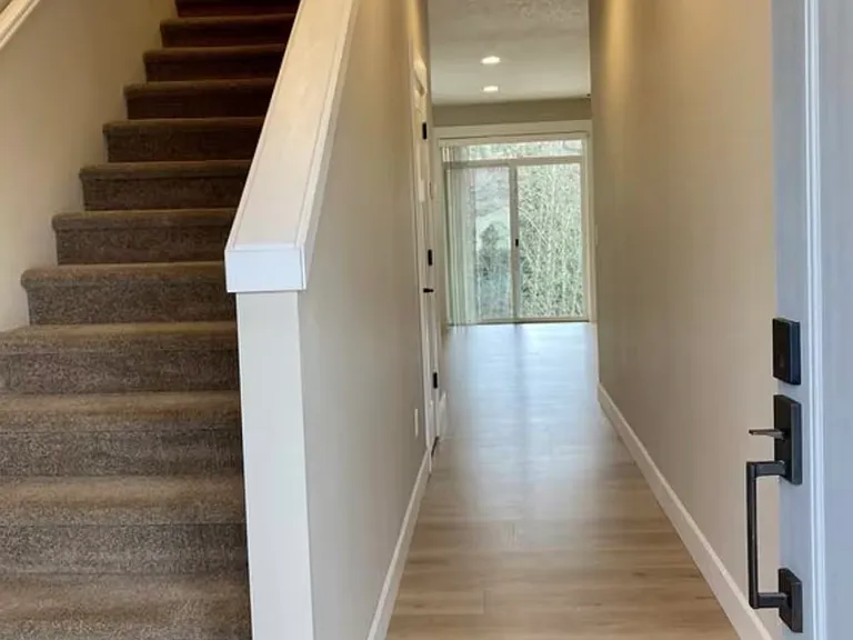 7415 S 13th St — Photo 17